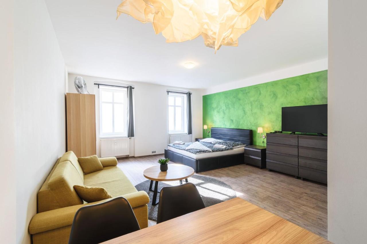 Pilsner Apartments 플젠 외부 사진